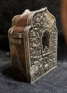 Mirror Gau tibetan silver